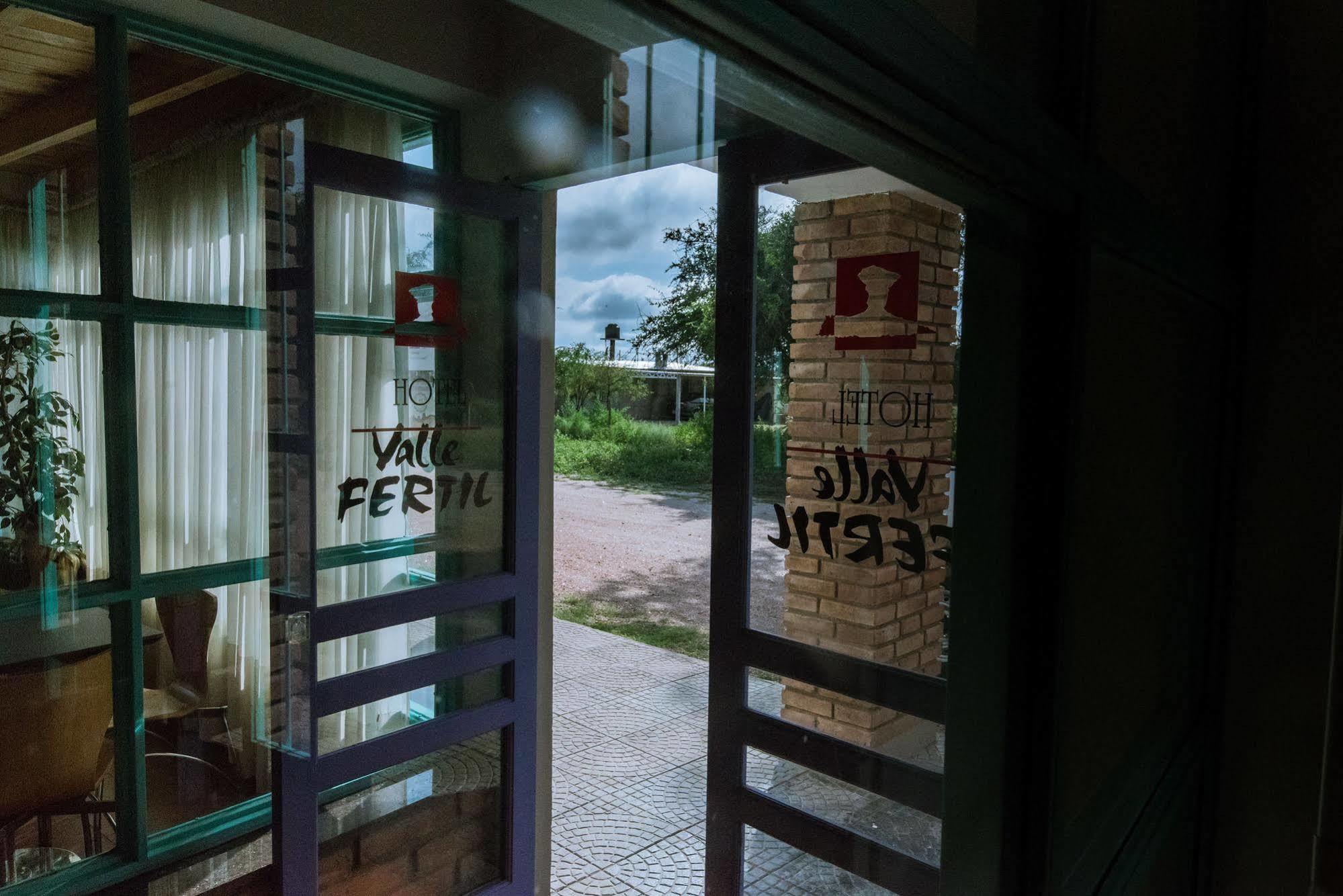 Hostel Valle Fertil San Agustín de Valle Fértil Bagian luar foto